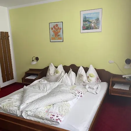 Penzion Gaestehaus Eberl - Rita