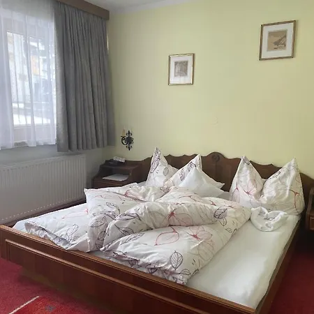 Gaestehaus Eberl - Rita 3*