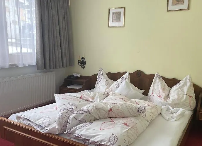 Gaestehaus Eberl - Rita 3*