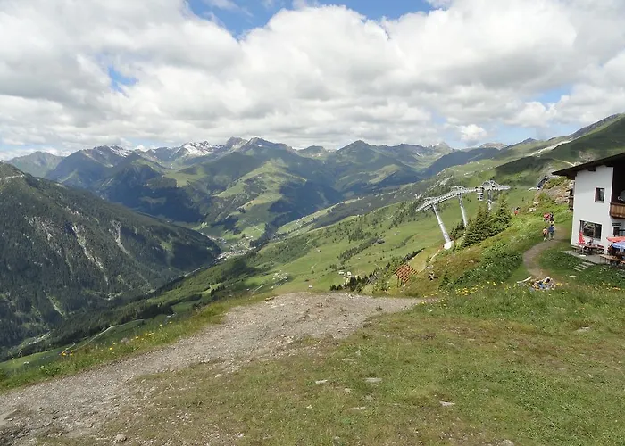 Gaestehaus Eberl - Rita Maison d'hôtes Finkenberg