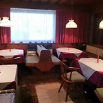 Maison d'hôtes Gaestehaus Eberl - Rita 3*